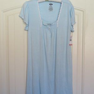 NWT Secret Treasures Pale Blue Nightgown Small 6/7 (K88)